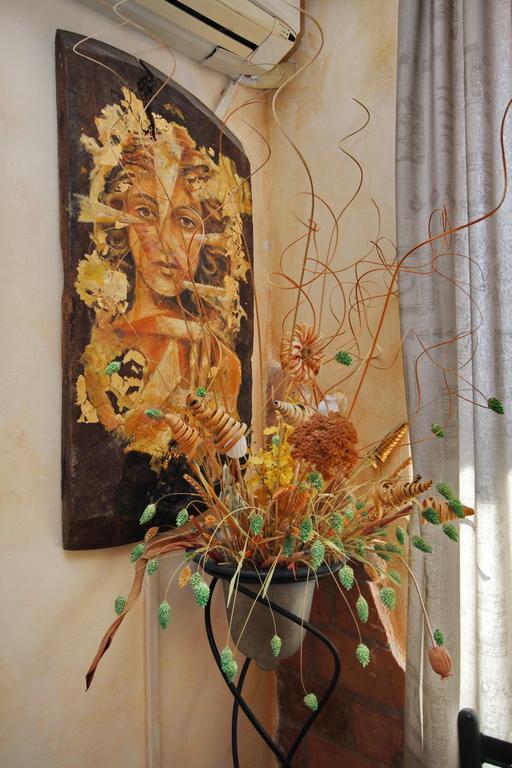 Aphrodite Studios Loutra Edipsou  Room photo